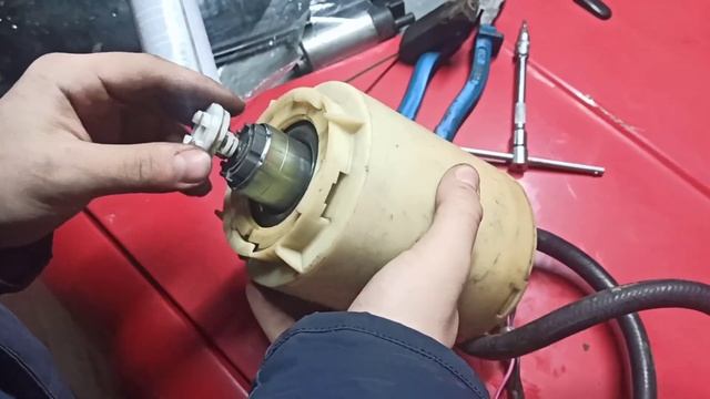 Замена бензонасоса на Volkswagen Passat B3! смотреть онлайн