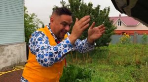 Yellow Man VS Mr. Joe on Nissan Cedric without Engine in Car Service & repair Car