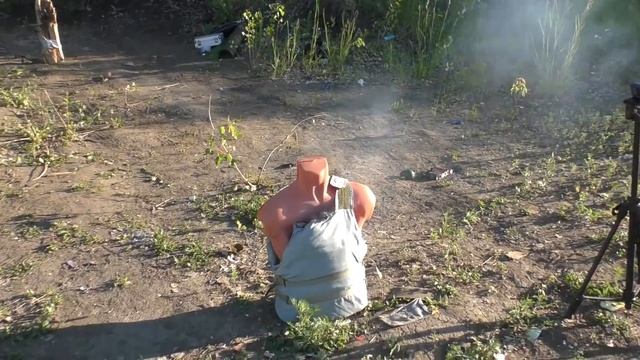 ✅ МОЩНАЯ ПЕТАРДА + БРОНЕЖИЛЕТ ? ТОП 50 ПЕТАРД ПРОТИВ БРОНЕЖИЛЕТА ? ПЛАСТИНЫ ПРИШЛОСЬ СОБИРАТЬ ВЕЗДЕ смотреть онлайн