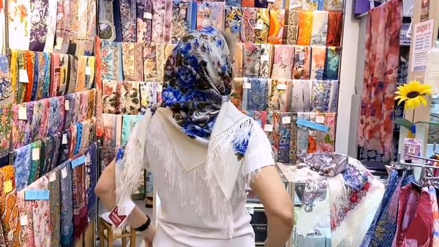 Белопольные. Часть 5️⃣Павловопосадские платки в Минске. Светлана