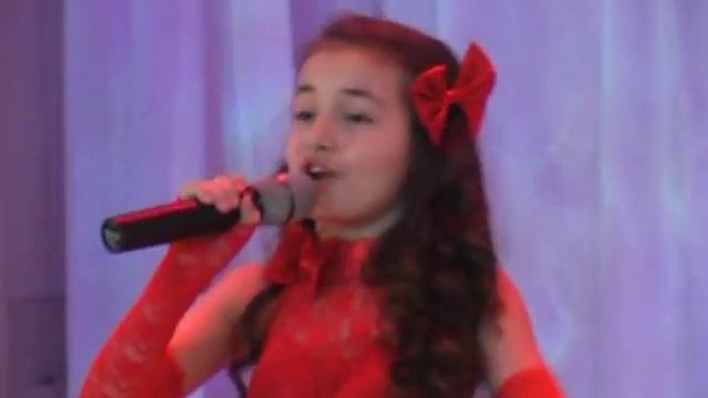 R.Kobiashvili- Pesenka Krasnoi Shapochki смотреть онлайн