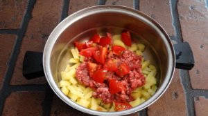 Густой овощной суп с говяжьим фаршем