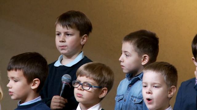 «Кто сотворил весь мир?» || песня группы детей Воскресной школы смотреть онлайн