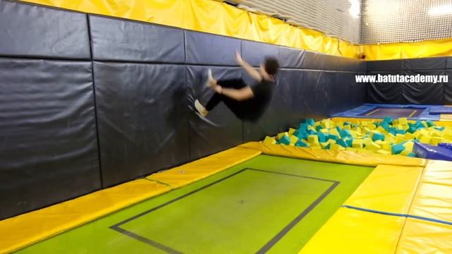 WALL RUN, Как бегать по стене смотреть онлайн