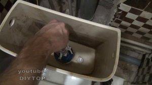 Замена и регулировка арматуры бачка унитаза. Сделай сам