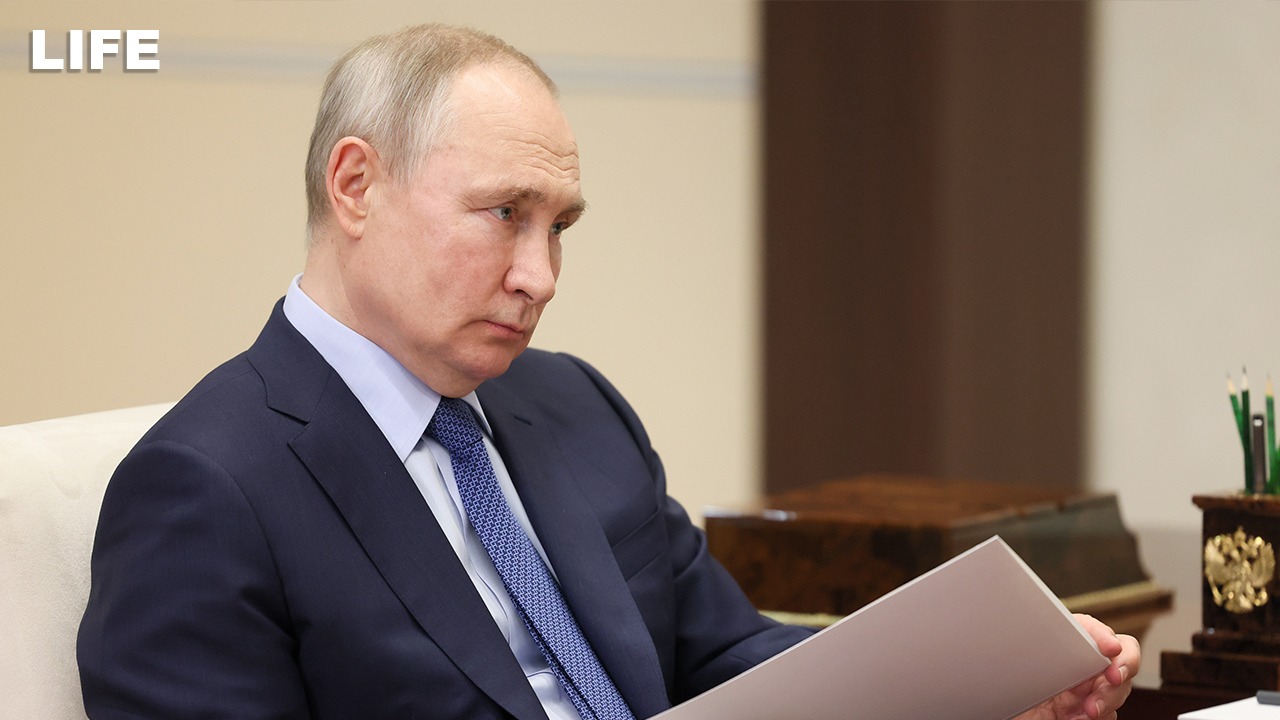 Путин проводит совещание с Львовой-Беловой