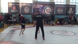 Артем Головин, первый бой