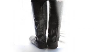 Бродни - traditional boots of Siberian peasants & hunters