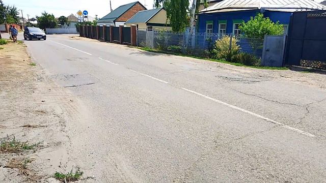 продолжаем исследовать нашу станицу по улицам