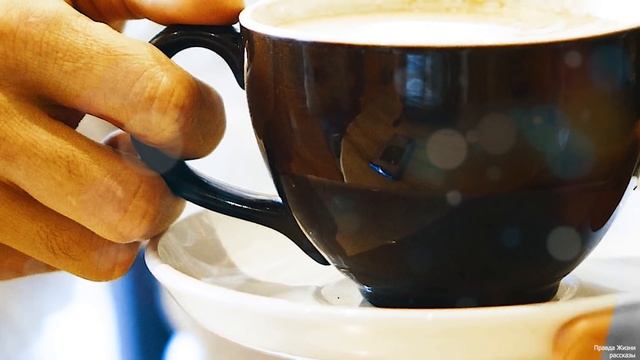 Шокирующую картину увидел морячок, который с цветами вернулся из плавания… смотреть онлайн