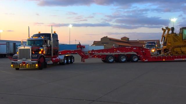 Дальнобой. СШA необычный способ парковки прицепа смотреть онлайн