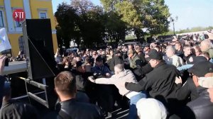 Сторонники и противники Саакашвили подрались в центре Одессы
