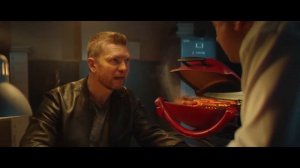 Реклама магазина «Магнит» и акция «подарок от Роналдиньо»