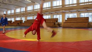 Как делать КОЛЕСО. Акробатика в САМБО