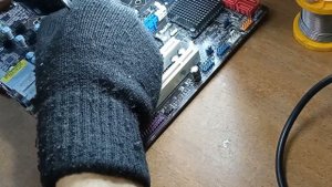 Ремонт материнской платы ASRock H55M-LE, отвал чипсета - не повезло