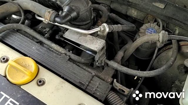 Замена трубки ГУР Опель Вектра Б (1996 год, двигатель Х18ХЕ) смотреть онлайн