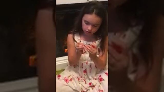 Писающая куколка Лол !))) смотреть онлайн