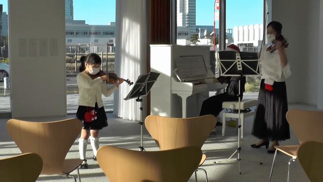 Pomp and Circumstance, Land of Hope and Glory  (Elgar), violin duo, Kahori  (aged 9) and Ayaka смотреть онлайн