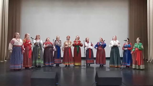 Образцовый хор русской песни "Славица"   - Ой, горе мое, гореванья
