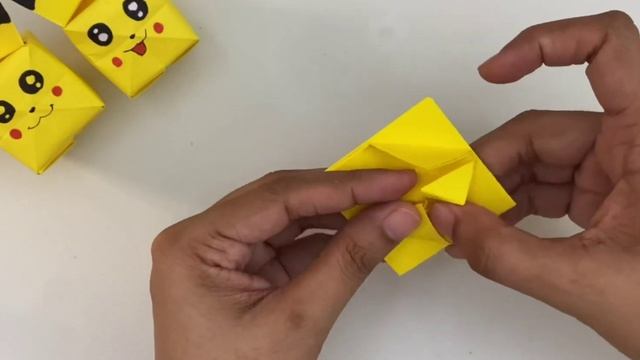 Учимся делать ПикаЧУ из бумаги своими руками! ОРИГАМИ, Поделки из бумаги \\ Origami Craft