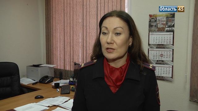 В Кургане провели полицейский рейд по ресторанам и барам смотреть онлайн