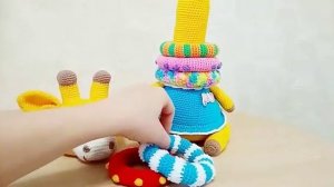 Жираф пирамидка