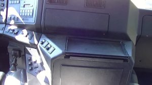 Интерьер кабины Маза