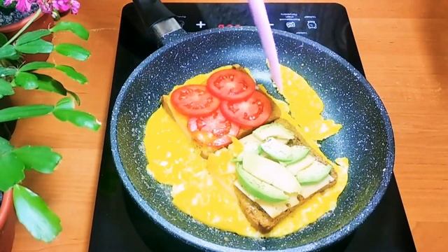 ВКУСНЯТИНА на ЗАВТРАК ЗА 5 МИНУТ! Вкусный, быстрый завтрак на скорую руку! Рецепт завтрака!