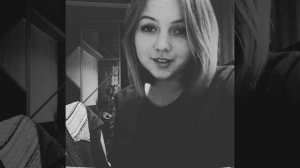Душевное стихотворение "Но колокольчик не звенит "