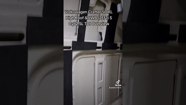 Volkswagen Crafter 50 XL High Roof & LWB (2EF1) 5 Cyl 2.5L TDI Overview #VW #volkswagen #vwcrafter смотреть онлайн