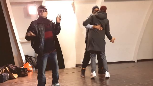 В ОСЕННЕМ ТАНГО смотреть онлайн