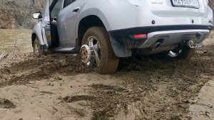 Самовытаскиватель тащит и назад тоже! bush winch wheel winch. Колесная лебедка.