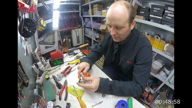 Пытаюсь отремонтировать аккумулятор (бамбук) Toyota Prius 10, часть 2 смотреть онлайн