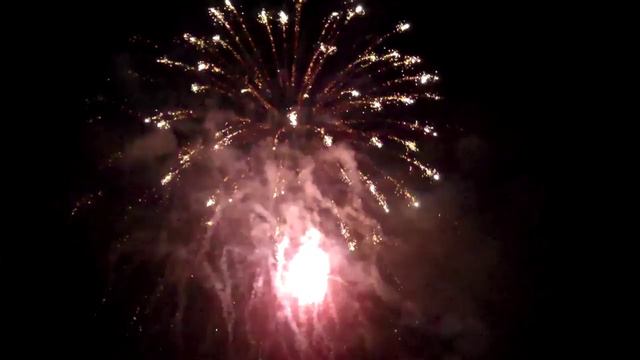 Polo, Illinois Town and Country Days Fireworks - June 16, 2011 смотреть онлайн