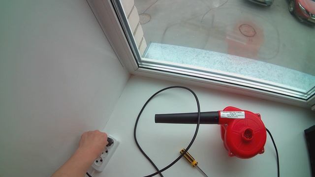 Выдуватель пыли для компьютера смотреть онлайн