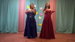 Пісня з репертуару Mirami "Гей соколе" виконують сестри Ковалькові Катя і Валя