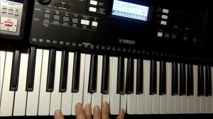 Yamaha PSR-E373. шарманка.