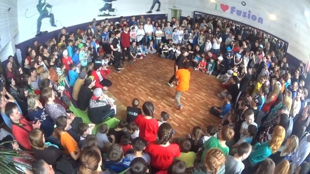2015.04.12 ДУХОВКА BATTLE студия брейк-данса Sense of life www.breakdance-ufa.ru смотреть онлайн