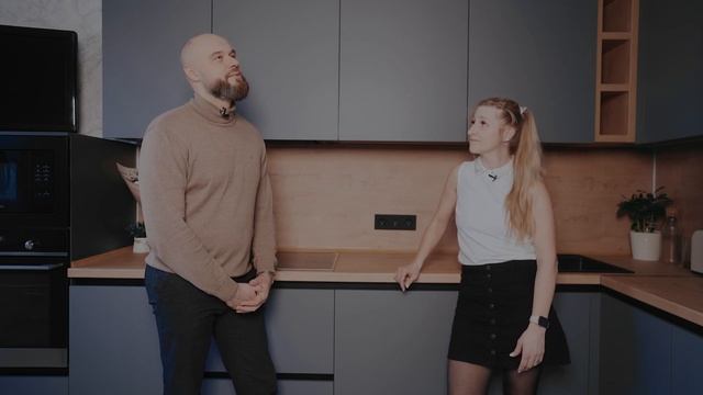 Обзор современной и просторной кухни с отзывом смотреть онлайн