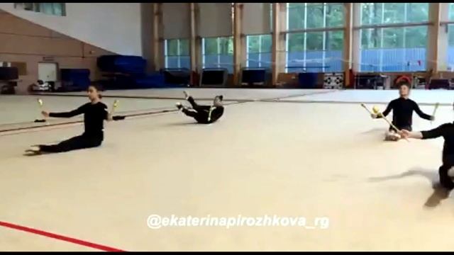 24 08 18г Тренировка команды Узбекистана в УТЦ Новогорск. смотреть онлайн