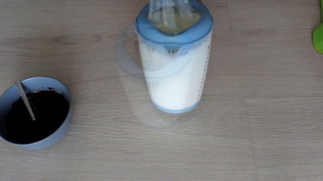 Шоколадное мороженое | Всего 3 продукта смотреть онлайн