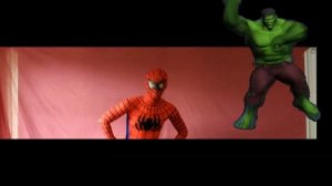 Флешмоб с человеком пауком! Танец с человеком пауком с его друзьями супергероями!!!