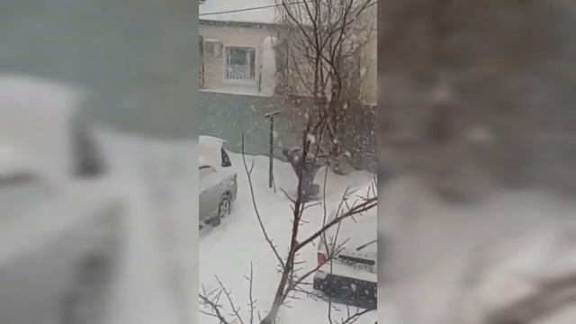 Наши шашлык зимой готовят
