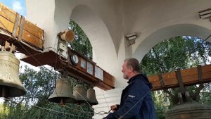 Николай Завьялов на колокольне Сретенского монастыря звон перед Всенощной 10.08.2019