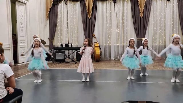 Зимушка, зимушка, ах как хороша! смотреть онлайн