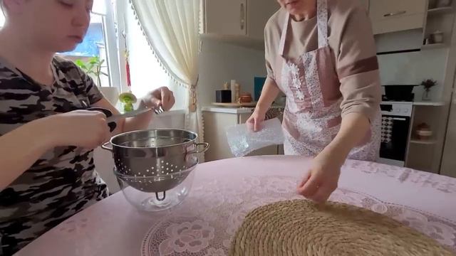 Жизнь на ЮГЕ Фунчоза от мамы Подготовка к ПАСХЕ смотреть онлайн