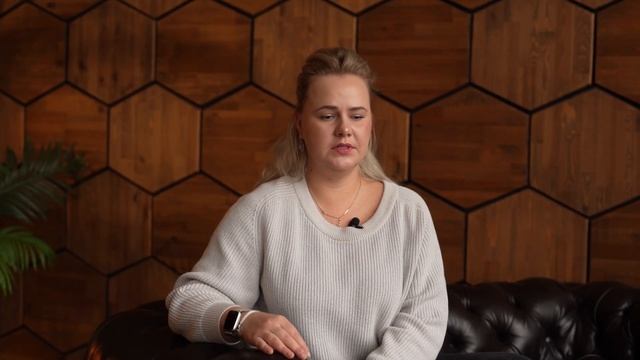 "Без паники": пойти в школу и сдавать ЕГЭ в 30 лет, от стюардессы до пилота, поступление в летное смотреть онлайн