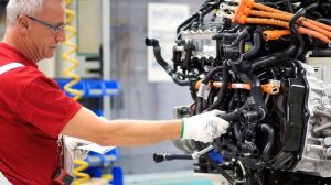 РАБОТА В МОСКВЕ ДЛЯ МУЖЧИН ВАХТОВЫЙ МЕТОД НА СБОРКУ АВТОМОБИЛЕЙ