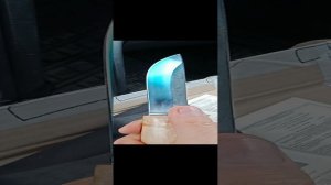 Просто нож. Или нож на каждый день и который не жалко.