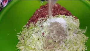 Манты с говяжьим фаршем и капустой